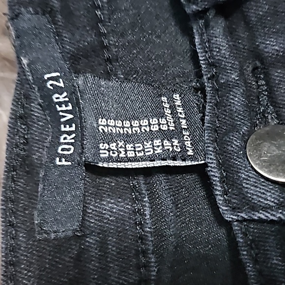 Black Jeans - Picture 3 of 8